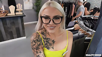 Stor Kuk Cumshot I Anal Video Med Nichole Saphir