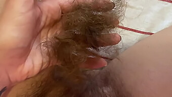 Intense Close-Up Of A Kinky Girl Shaving Her Pussy