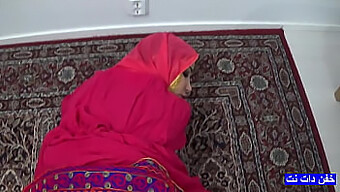 Sesso Con Una Bellezza Afghana Della Tribù Hazara